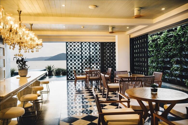 Hotel The Beach Samui