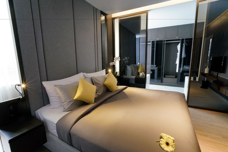 Satya Hotel