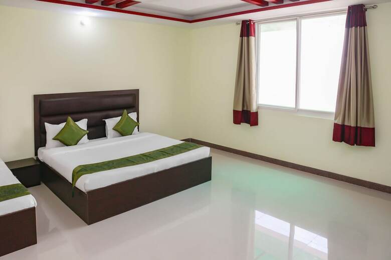 Hotel Treebo Trip Annaya Royals Lucknow