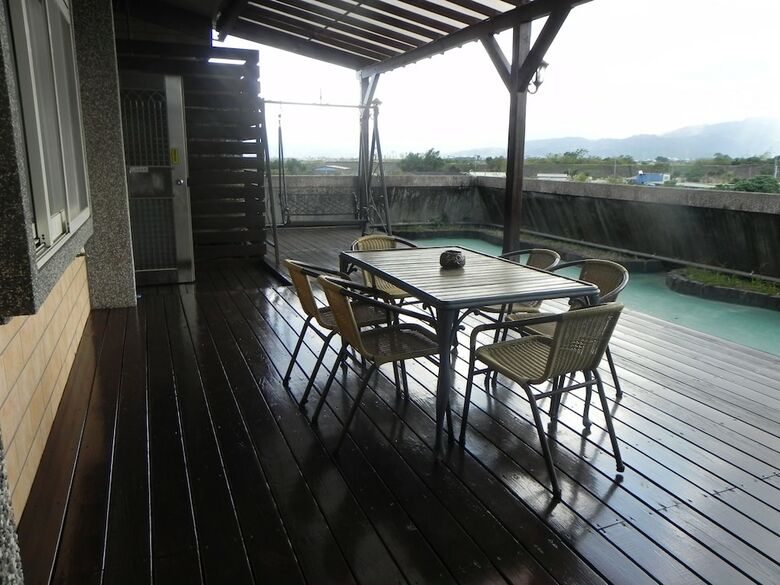 Zhuyuan Ju B&B