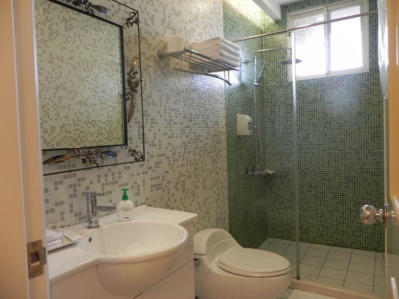 Zhuyuan Ju B&B