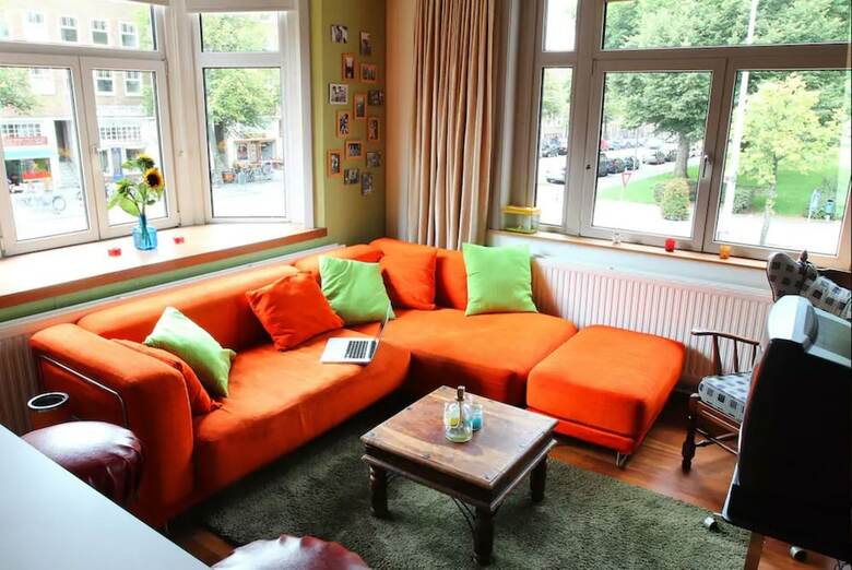 Retro Luxury Apartment