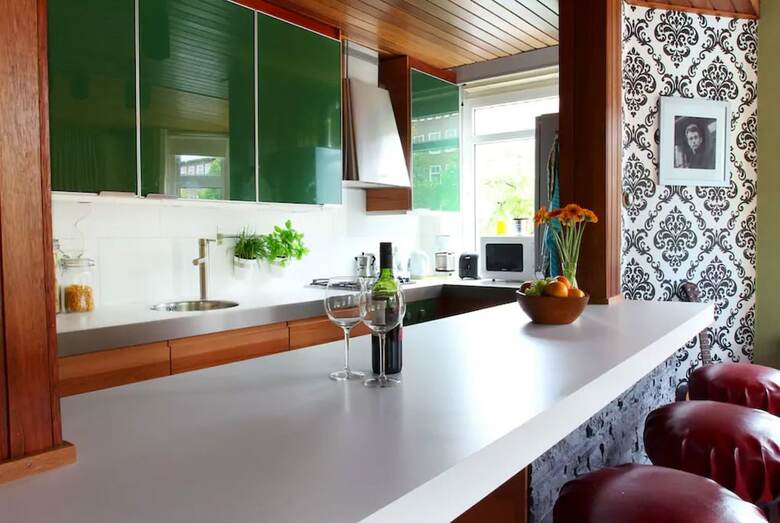 Retro Luxury Apartment