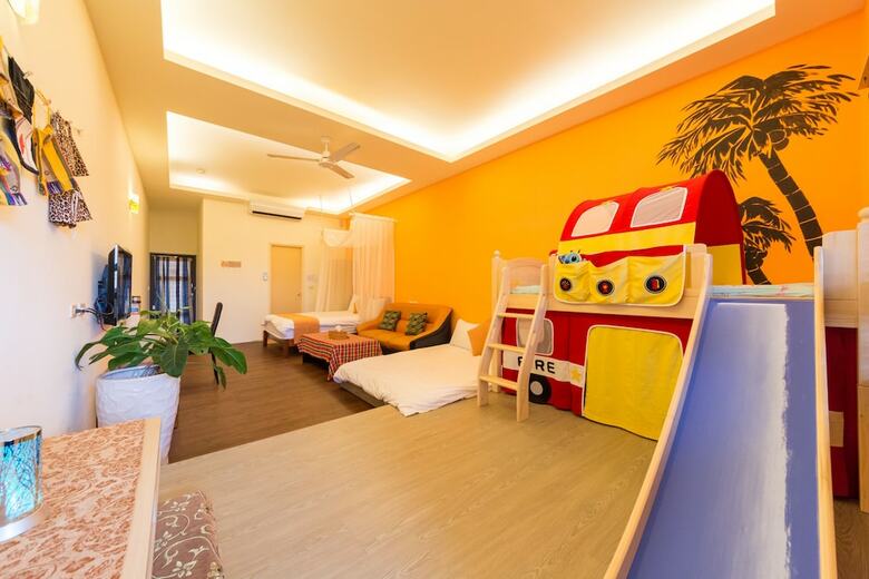 E-phone Hotel