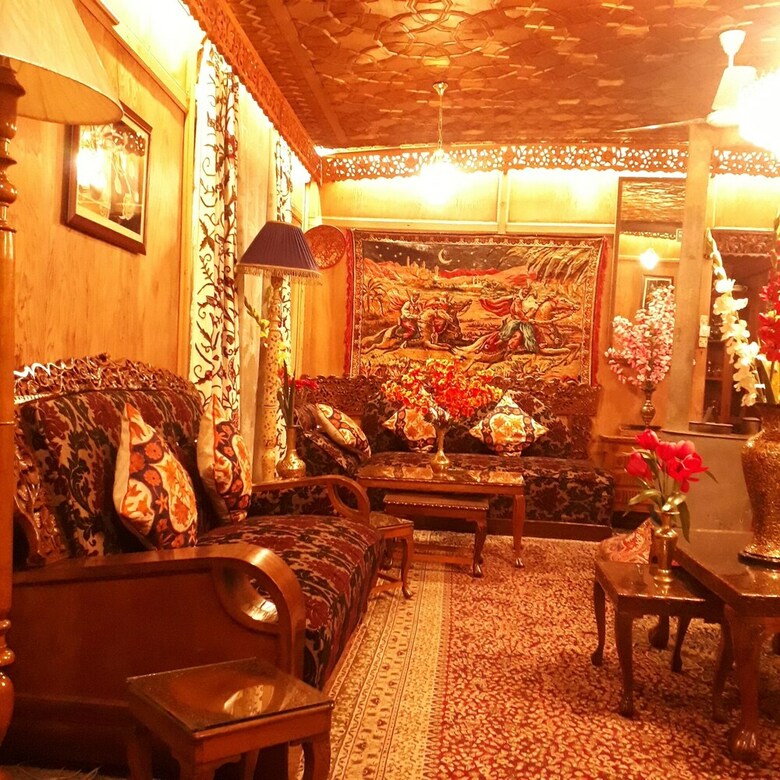 Hotel Badyari Palace Houseboat