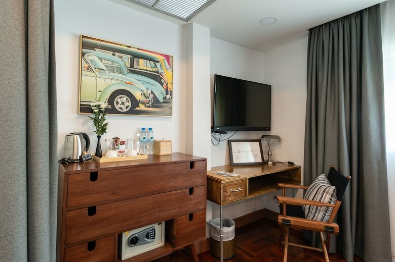 Hotel Maneeya Park Residence