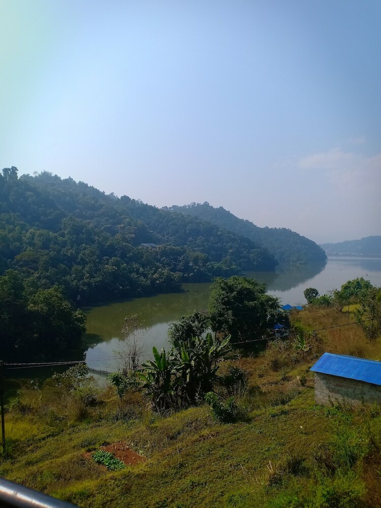 Hotel Begnas Lake Front Guest House