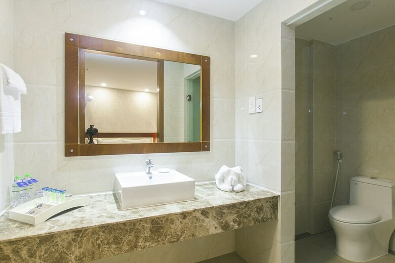 Ladalat Hotel