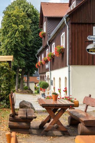 Dammschenke Gasthof & Hotel