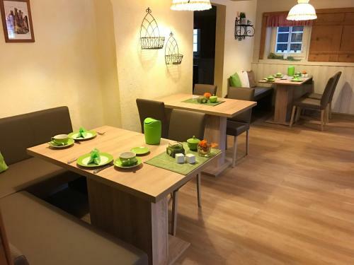 Hostal Pension Immergr�n