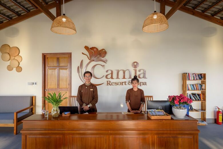 Hotel Camia Resort & Spa