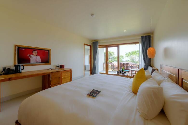 Hotel Camia Resort & Spa