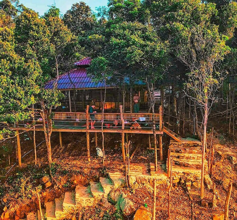 Hostal The Cliff Hostel