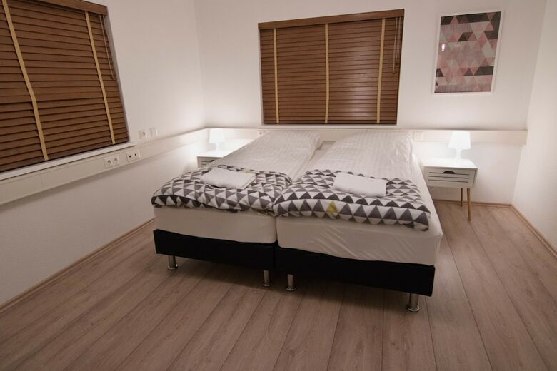 Hotel Puffin Palace Guesthouse