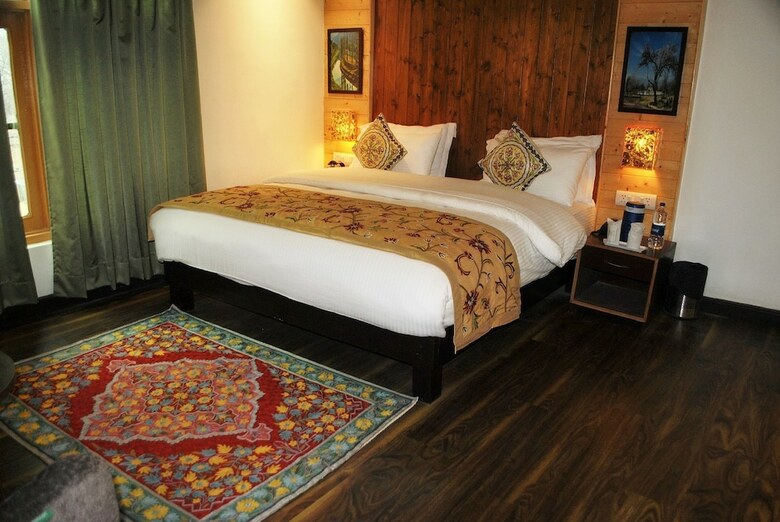 Hotel Himalayan Hill By Evoke Resort