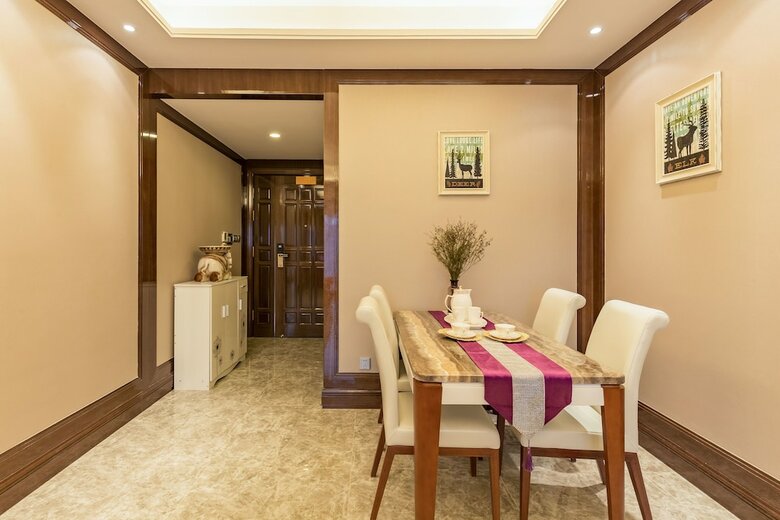 Chengdu Geruihao International Apartment