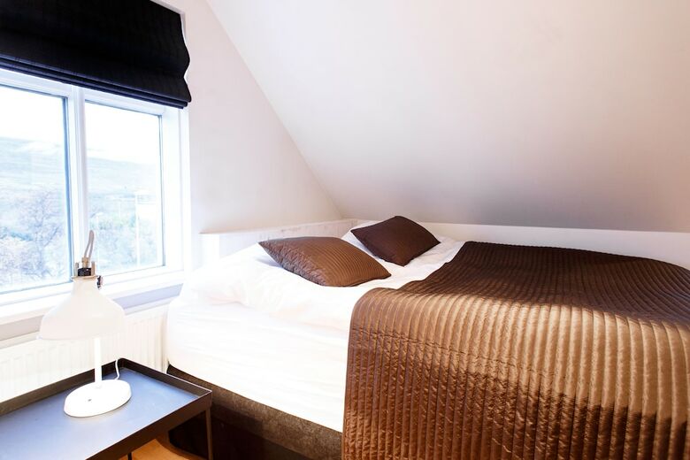 Akureyri Central Luxury House