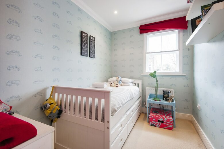 Lovely Putney Home By The Thames