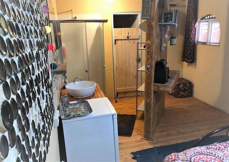 Bed & Breakfast Chen In Ezuz