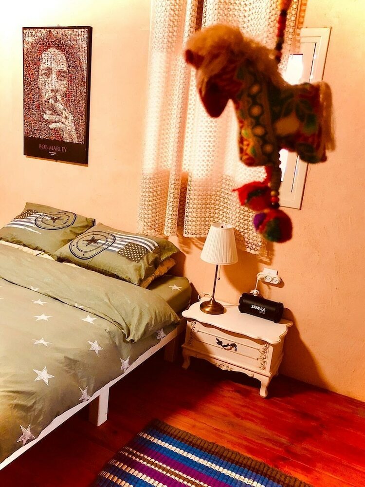 Bed & Breakfast Chen In Ezuz
