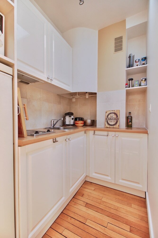 Charming Parisian Apartment - Monge