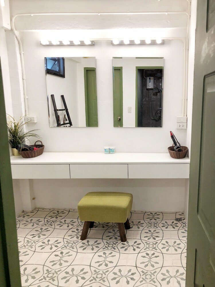Hostal Moon House Hostel - Bangkok