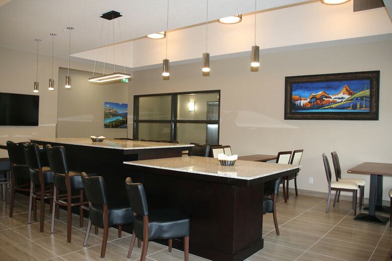 Hotel Super 8 By Wyndham Canmore