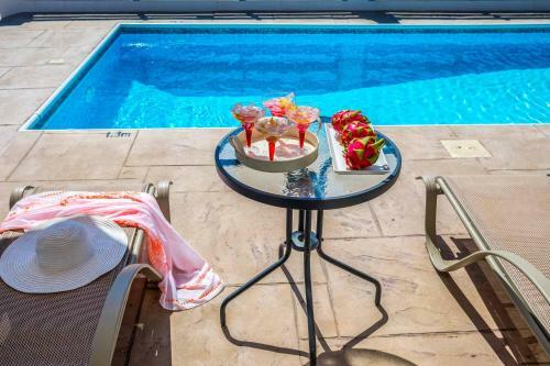 Villa White Jasmin
