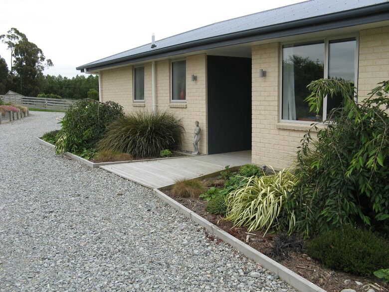 Bed & Breakfast Beaconsfield Homestay