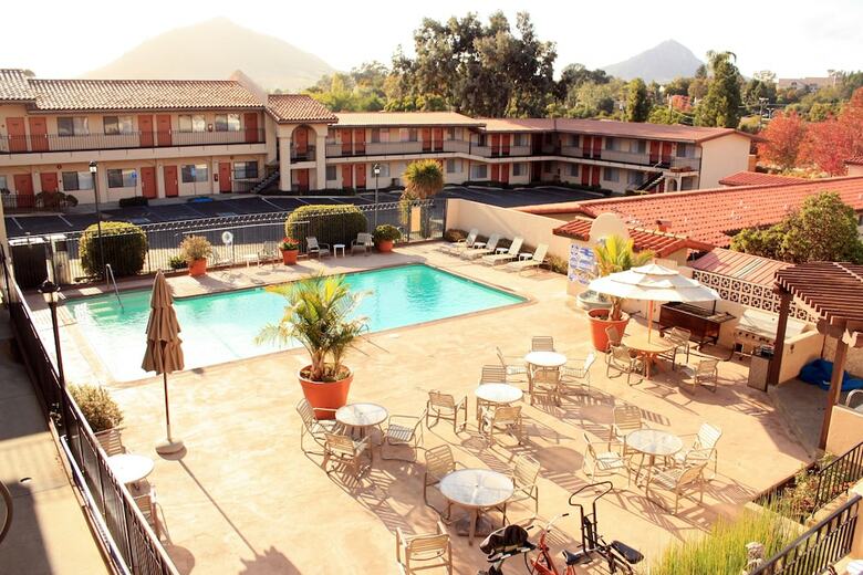 Motel Sands Inn & Suites