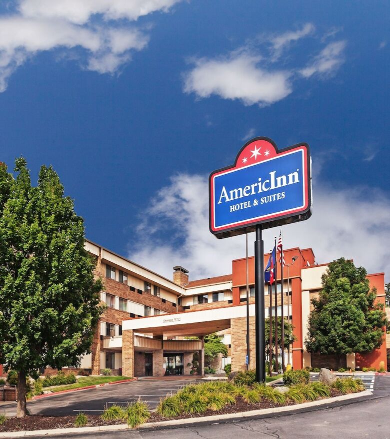 Hotel Americinn By Wyndham Omaha