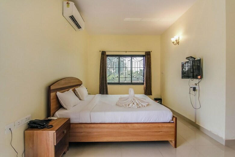 Hotel Candolim Grande