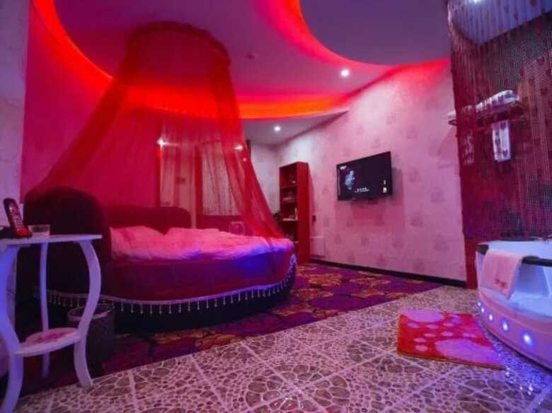Romantic Love Theme Hotel