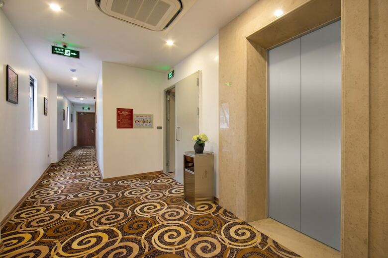 Sunline Paon Hotel