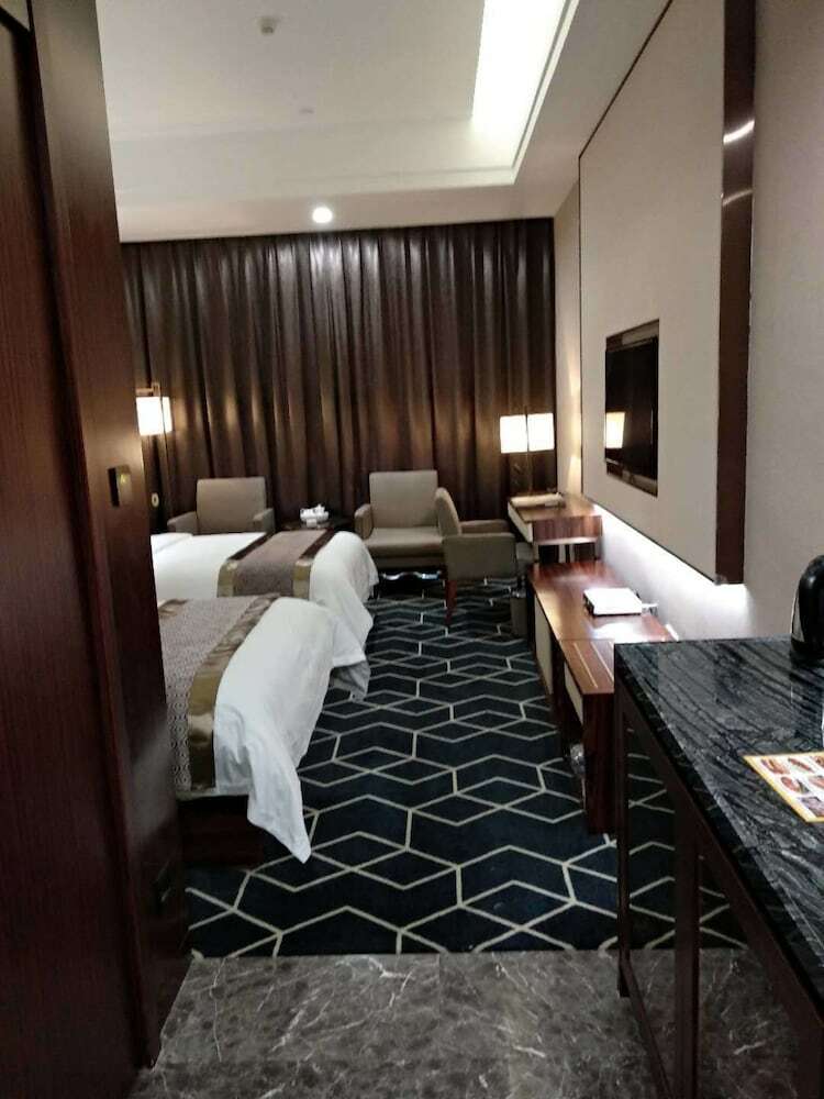 Hong Zhou Century Hotel