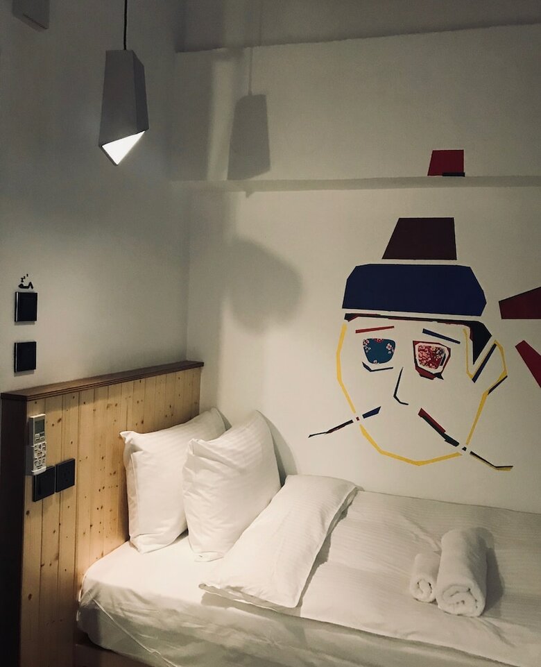 Hotel Just Inn - City Hall