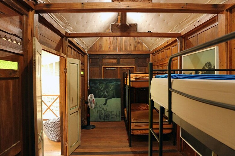 Hostal Omah Jegog Homestay
