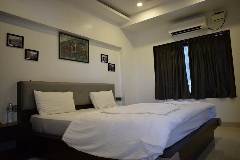 Hotel Athi Resorts