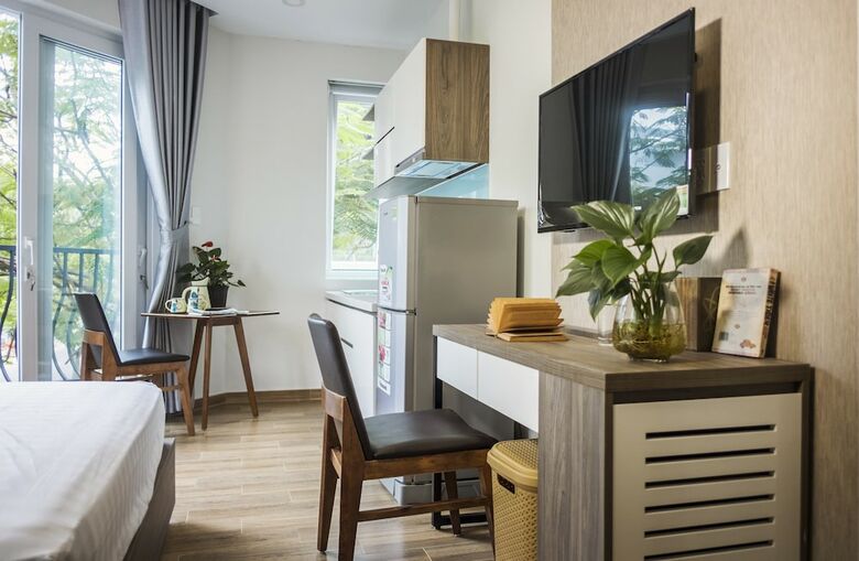 Aparthotel Spring Light Home