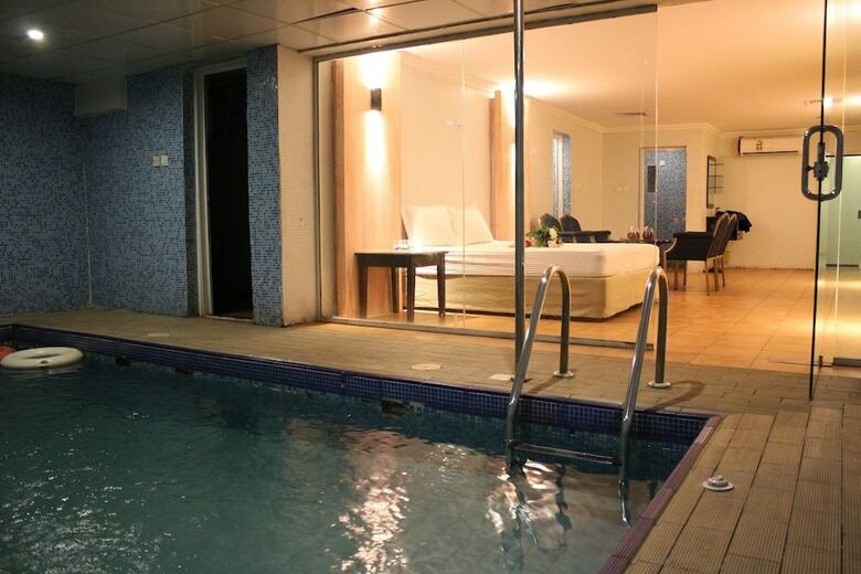 Lazourd Palace Hotel Apartments