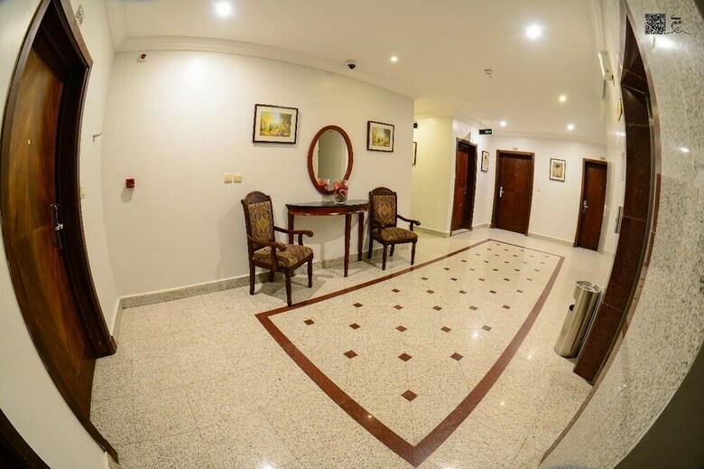 Lazourd Palace Hotel Apartments