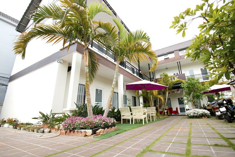Tuk Hotel