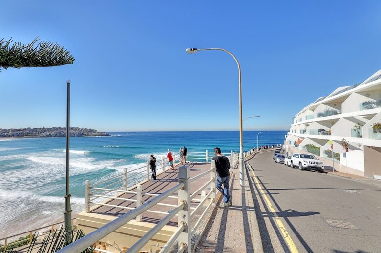 4 Br Apartment Short Walk To Bondi Beach