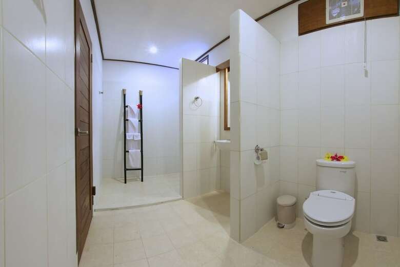 Hotel Lembeh Resort