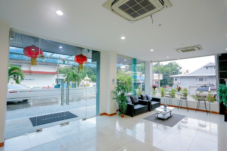 Blue Orchids Hotel