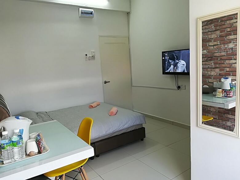 Hotel B' Your Home
