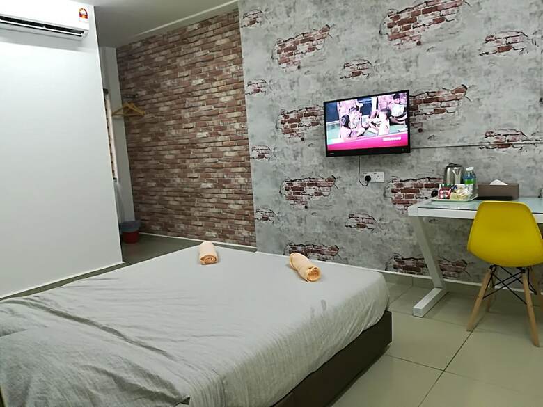Hotel B' Your Home