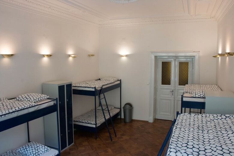 Hostal Cosmopole Hostel