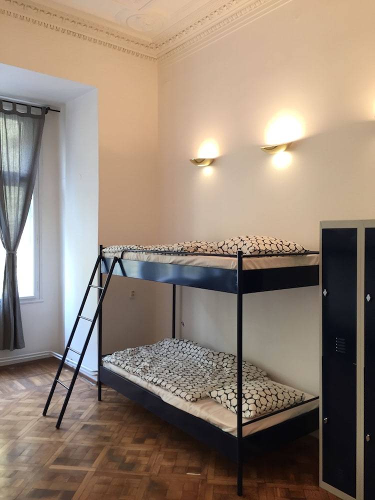 Hostal Cosmopole Hostel