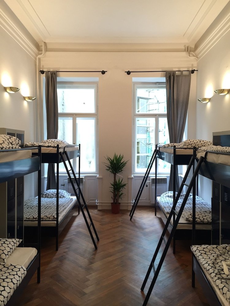 Hostal Cosmopole Hostel